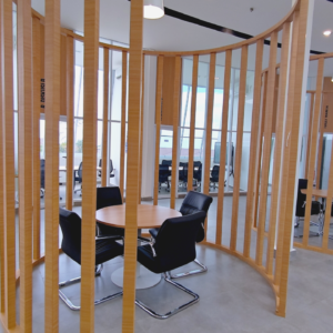 RUANG DISKUSI TERBUKA