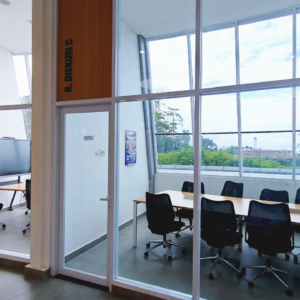 RUANG DISKUSI TERTUTUP